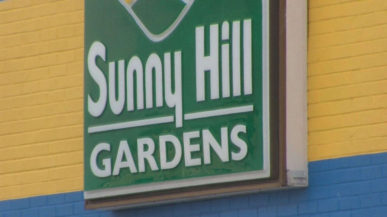 Staple of Cape Girardeau gardening group coming to a close | Commerce 1 Sunny Hill Gardens Closing CAPE
